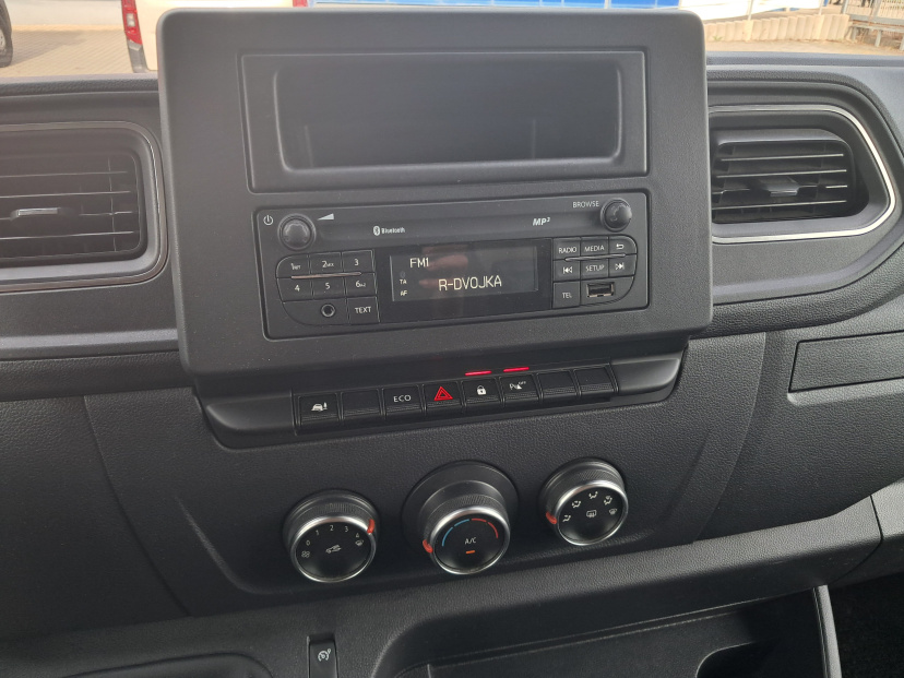 Renault Master, 2024