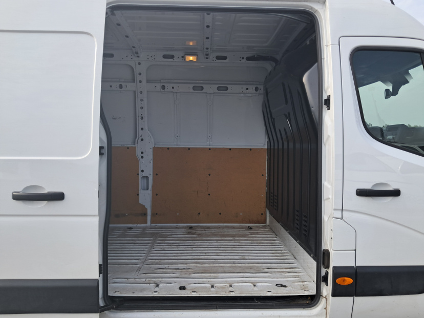Renault Master, 2024