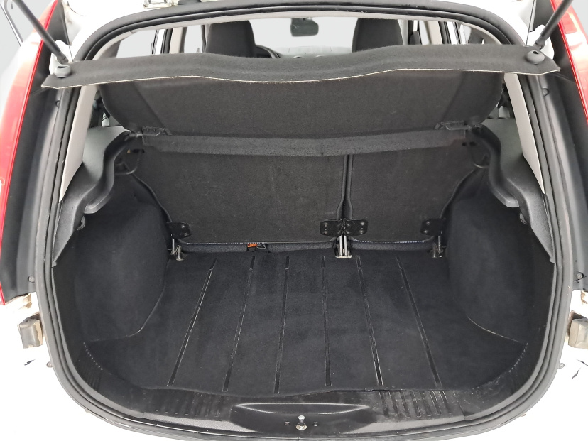 Ford Fusion, 2011