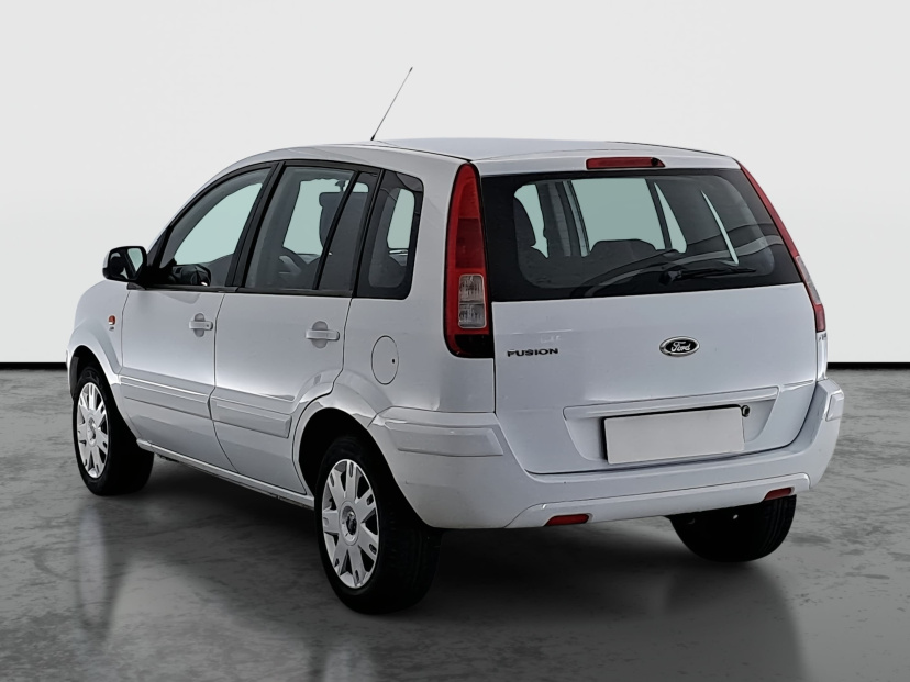Ford Fusion, 2011