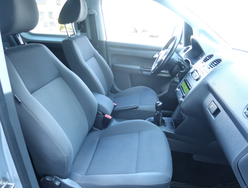 Volkswagen Caddy, 2015