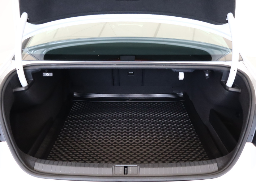 Volkswagen Passat, 2020