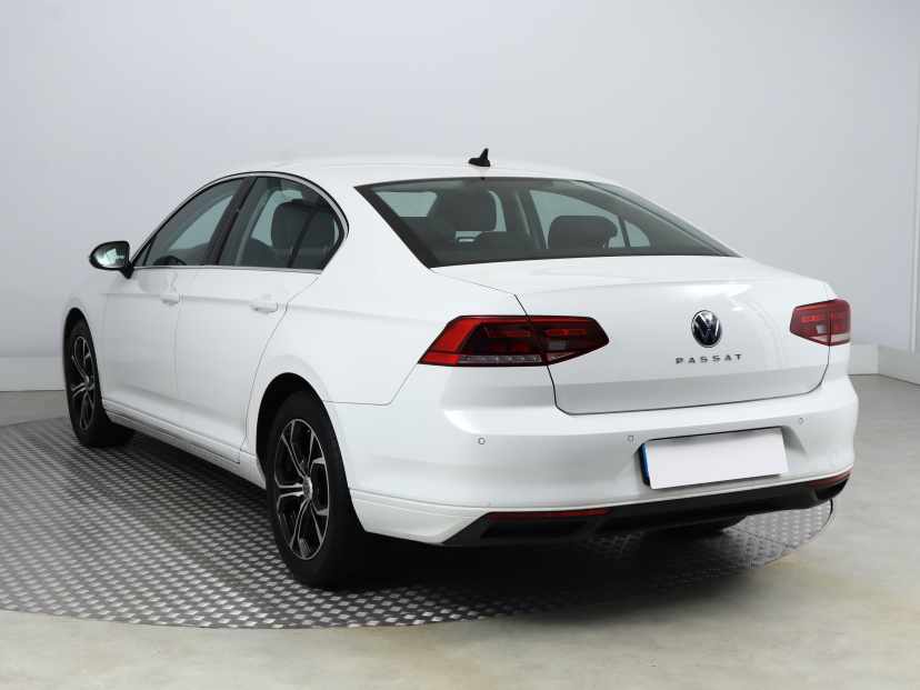Volkswagen Passat, 2020