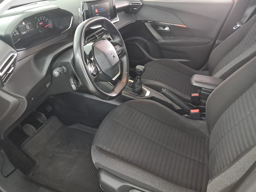 Peugeot 2008, 2020