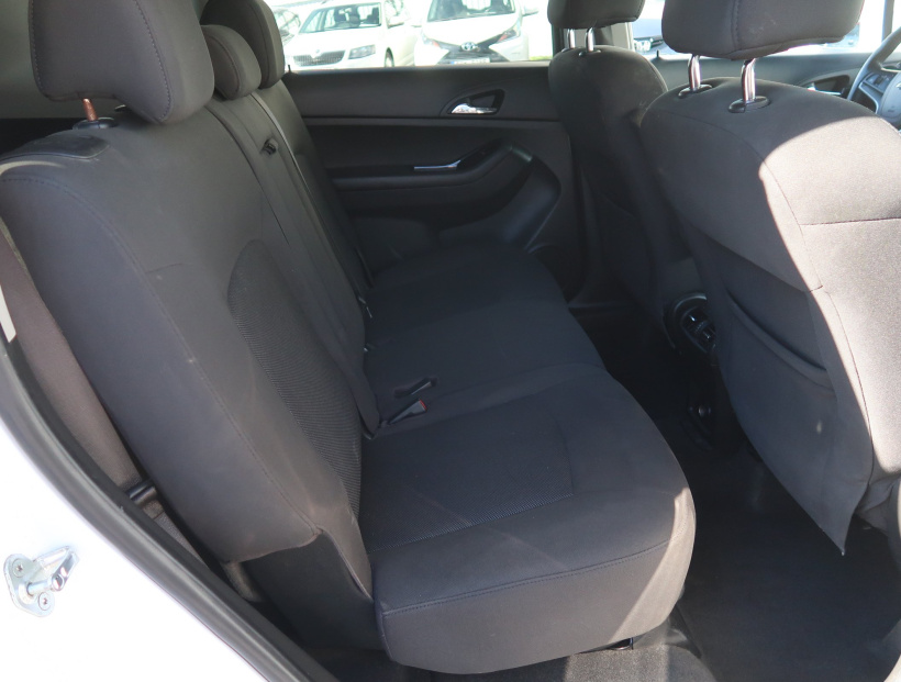 Chevrolet Orlando, 2013