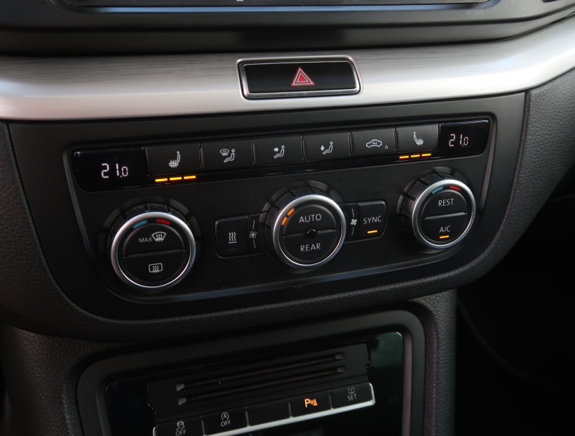 Volkswagen Sharan, 2014