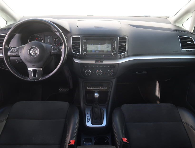 Volkswagen Sharan, 2014