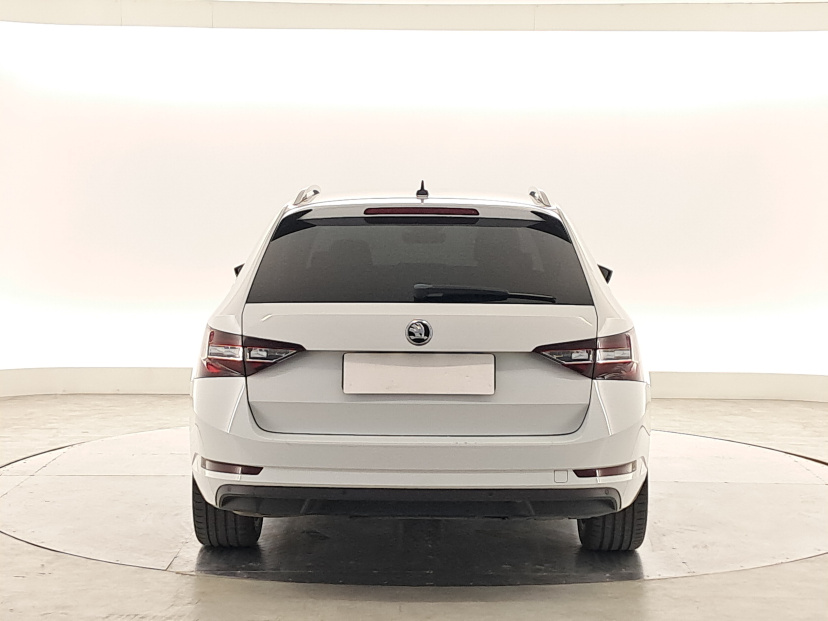 Škoda Superb, 2016