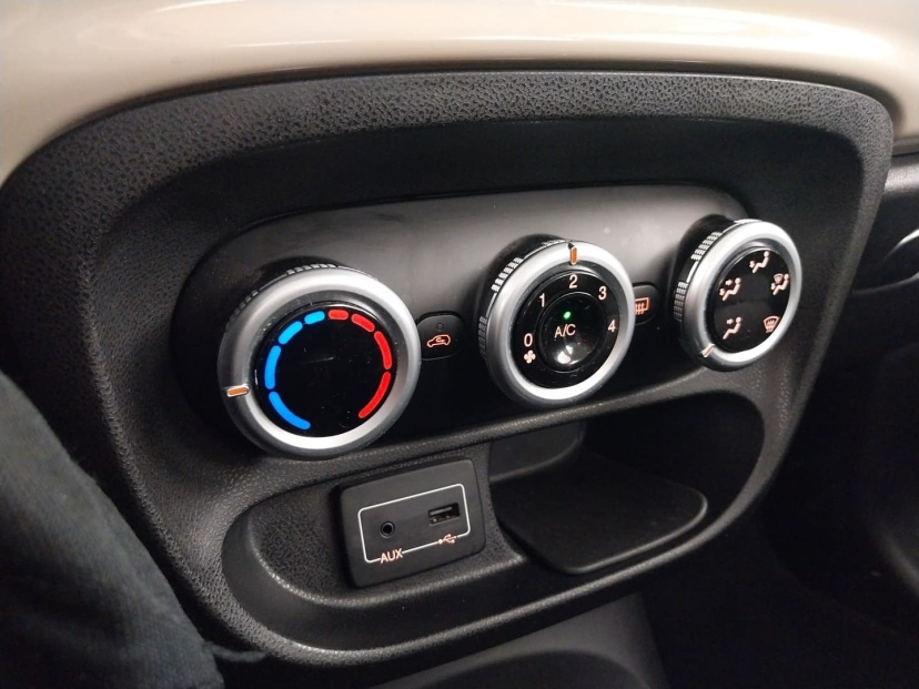 Fiat 500L, 2015