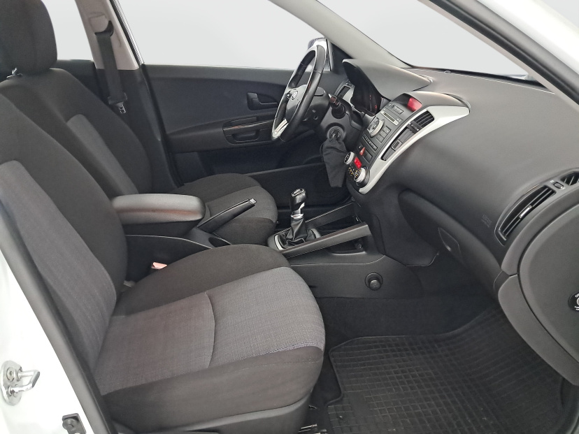 Kia Ceed, 2012
