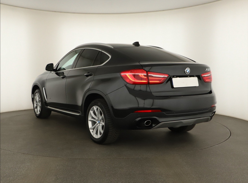 BMW X6, 2015