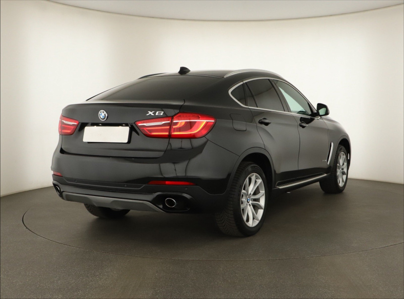 BMW X6, 2015