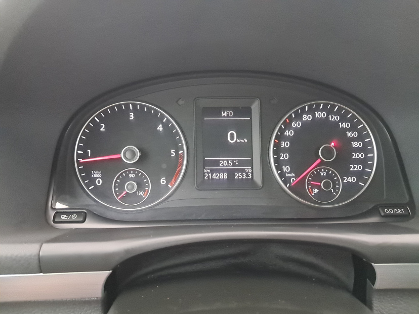 Volkswagen Touran, 2015