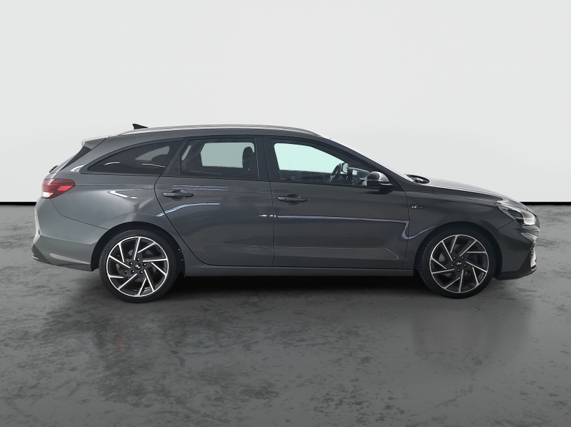 Hyundai i30, 2022