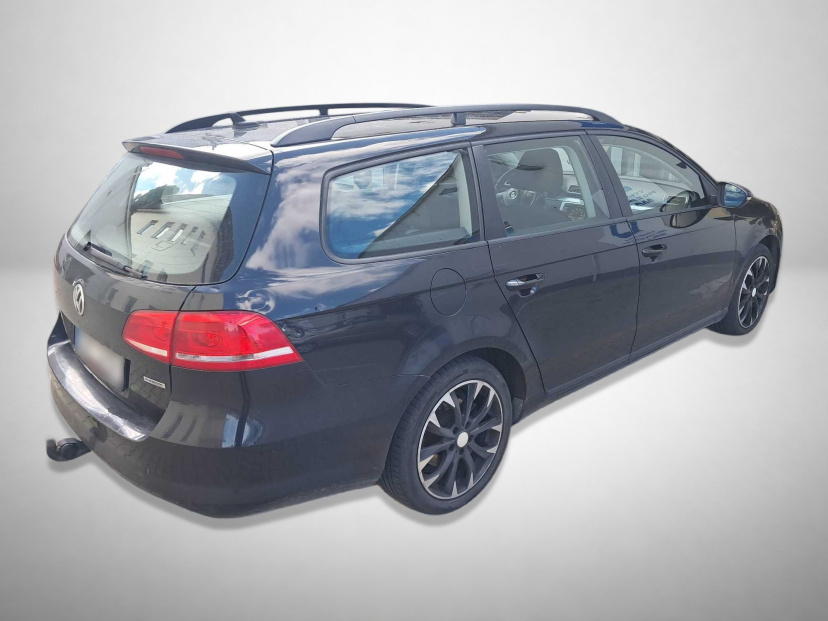 Volkswagen Passat, 2011