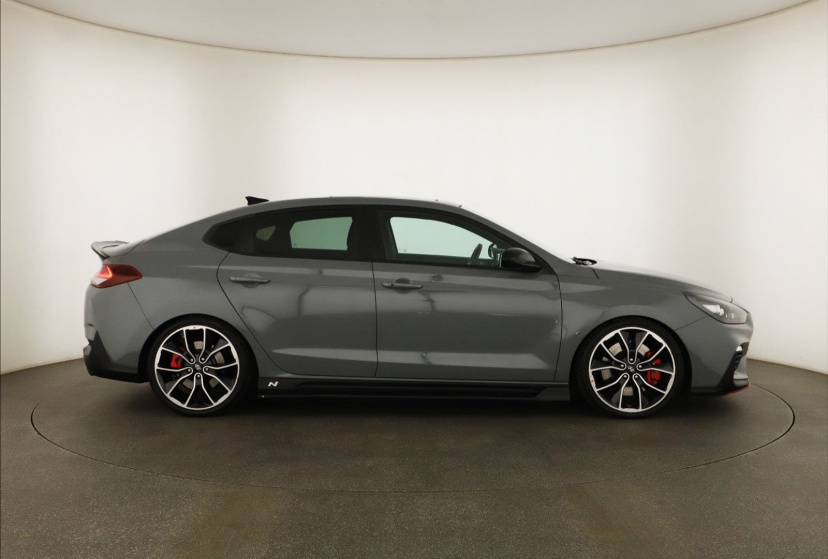 Hyundai i30 Fastback, 2019