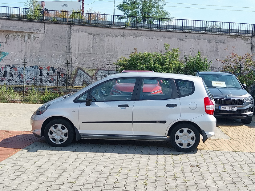 Honda Jazz, 2005
