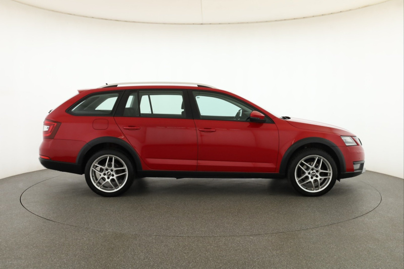 Škoda Octavia Scout, 2019
