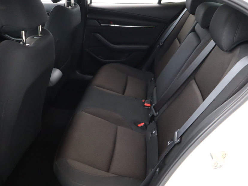Mazda 3, 2021