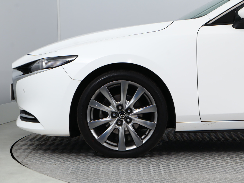 Mazda 3, 2021