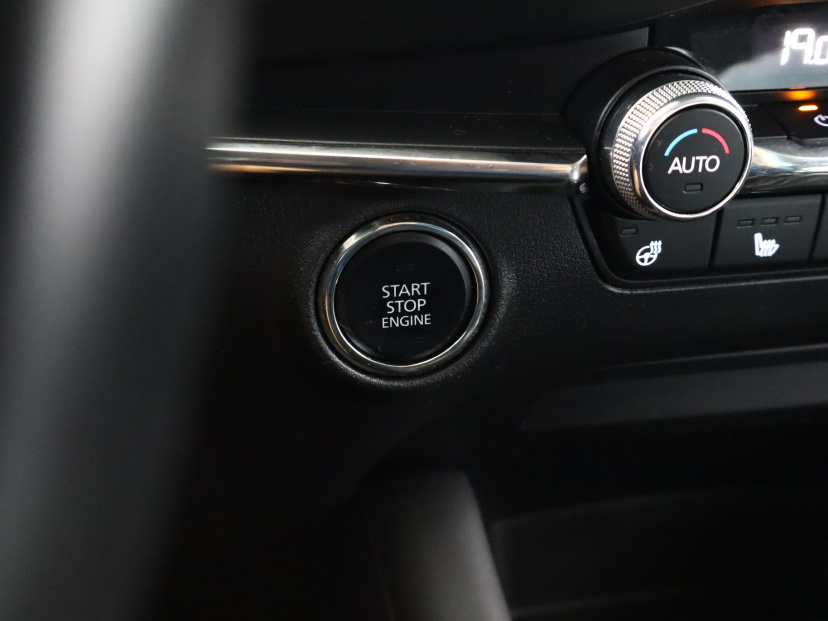 Mazda 3, 2021