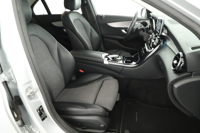 Mercedes-Benz C, 2019