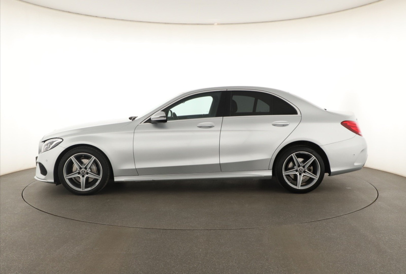Mercedes-Benz C, 2019