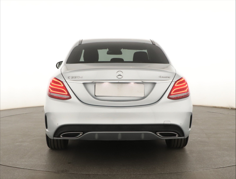 Mercedes-Benz C, 2019