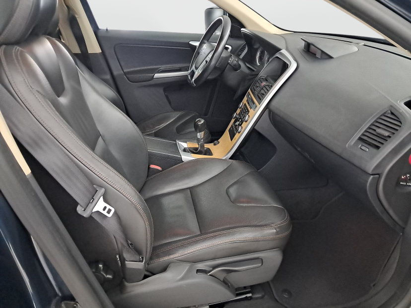 Volvo XC60, 2010
