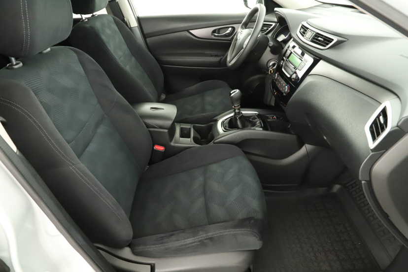 Nissan X-Trail, 2015