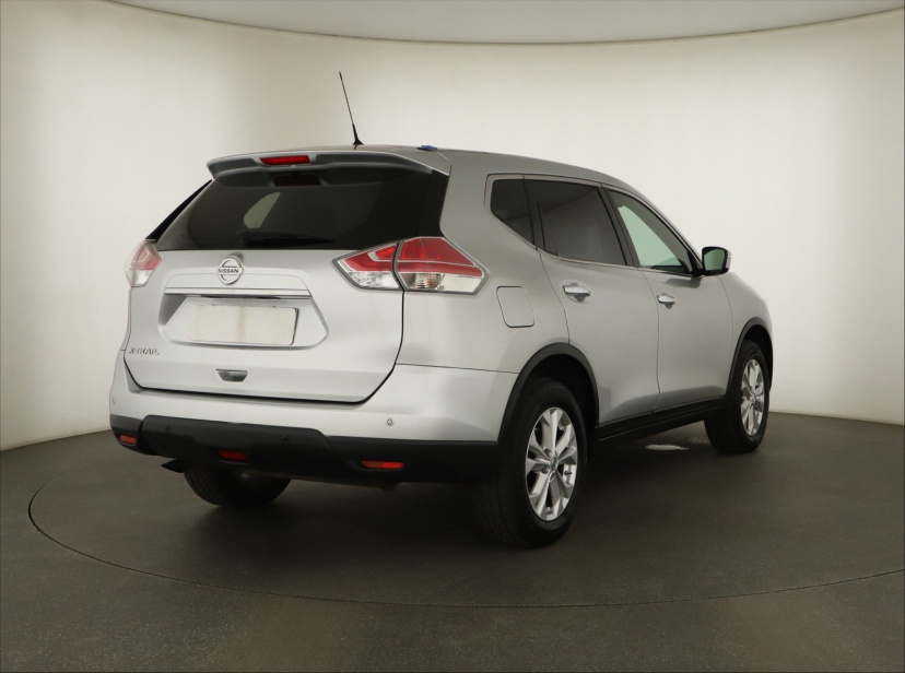 Nissan X-Trail, 2015