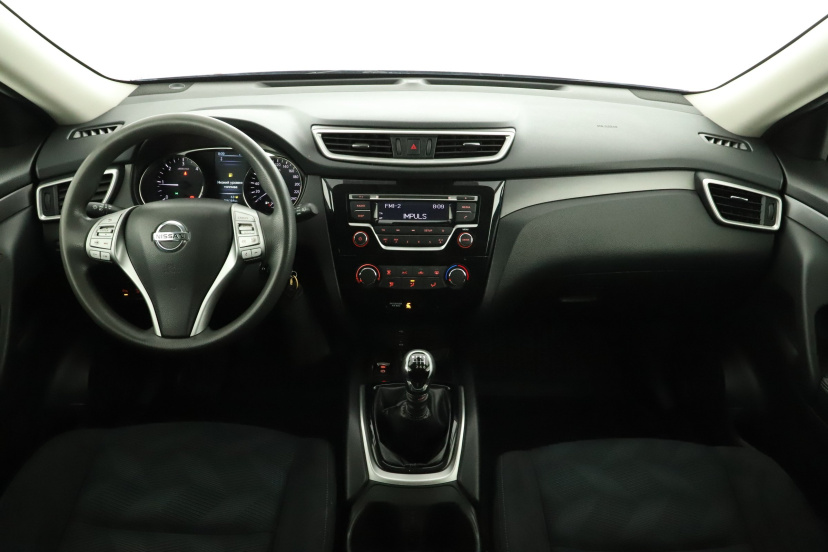 Nissan X-Trail, 2015