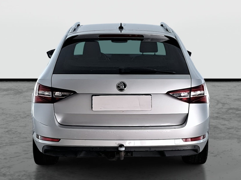 Škoda Superb, 2016