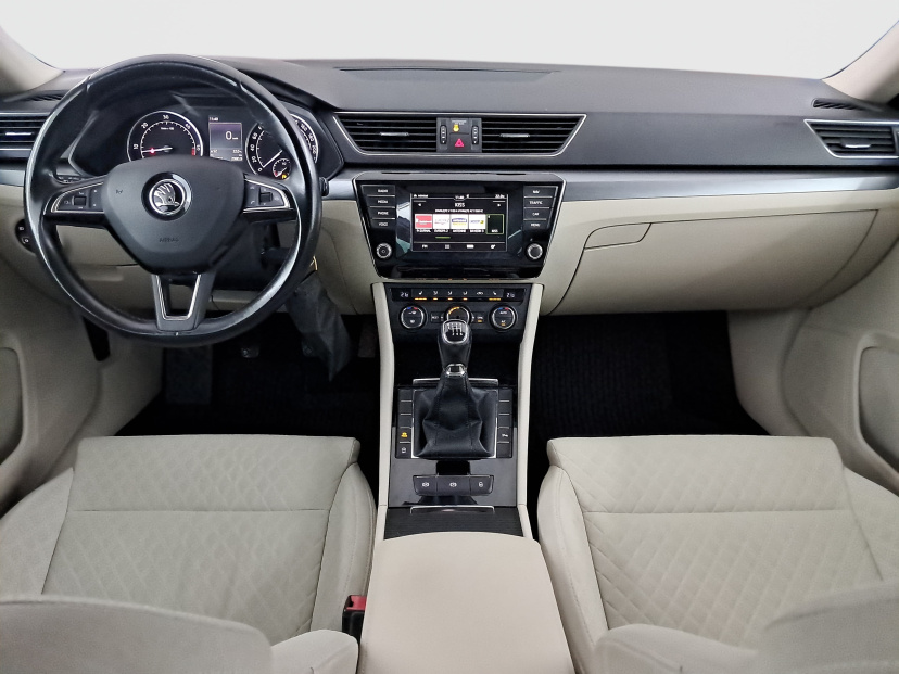 Škoda Superb, 2016