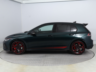 Volkswagen Golf - 2026