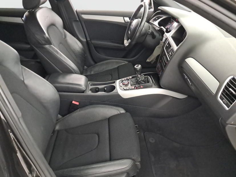 Audi A4, 2011