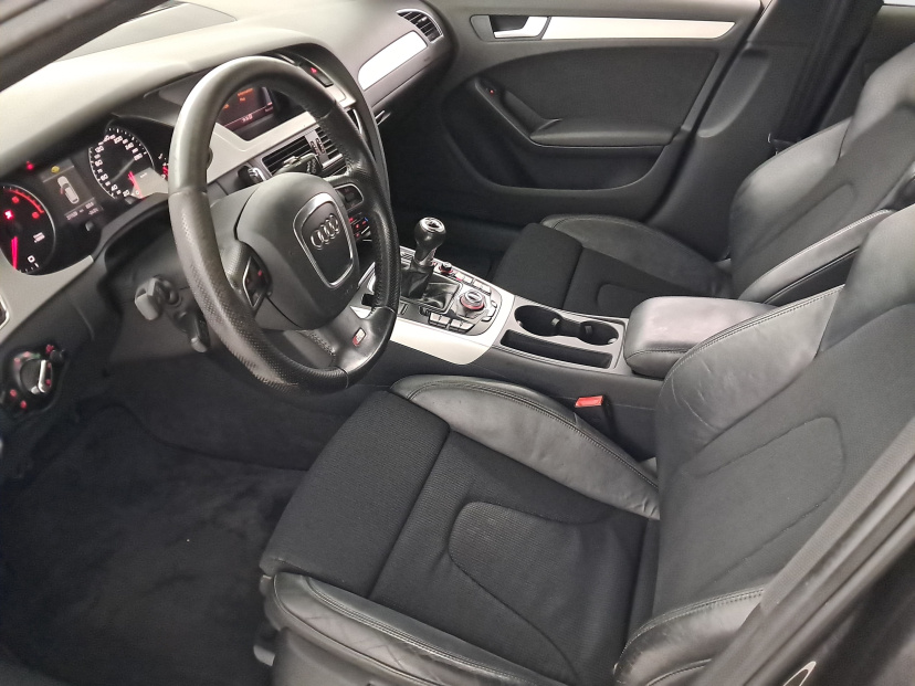 Audi A4, 2011