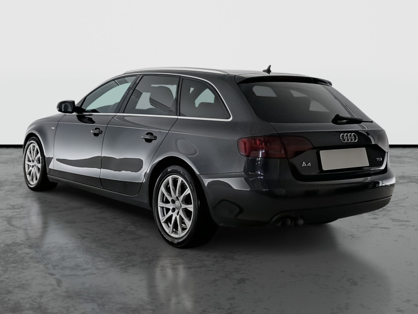 Audi A4, 2011