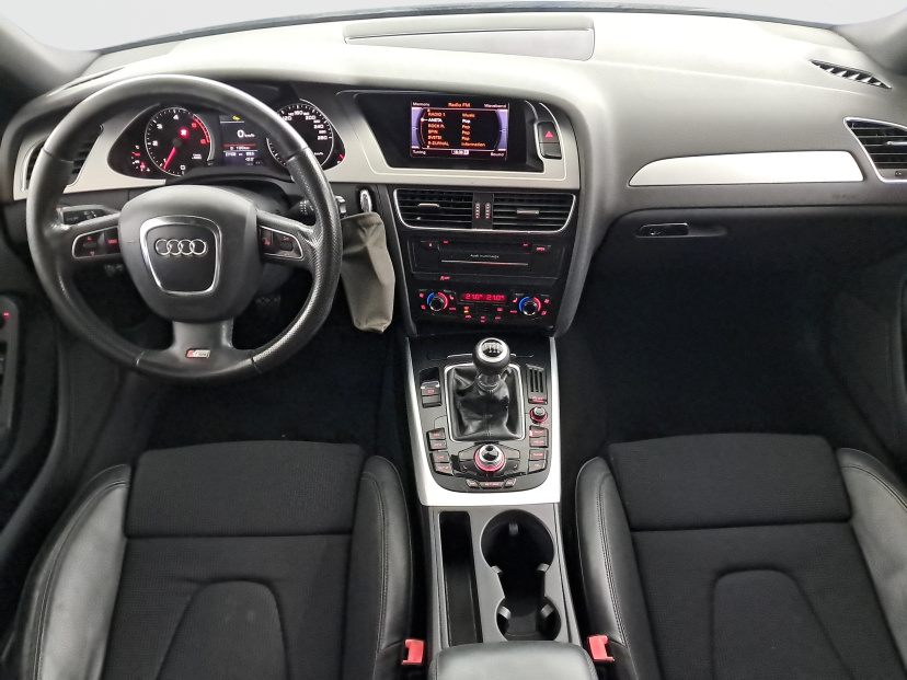 Audi A4, 2011