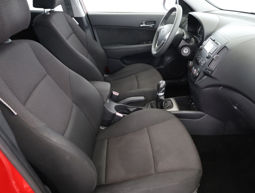 Hyundai i30, 2011