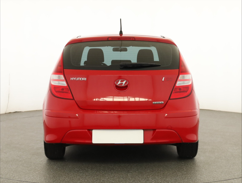 Hyundai i30, 2011