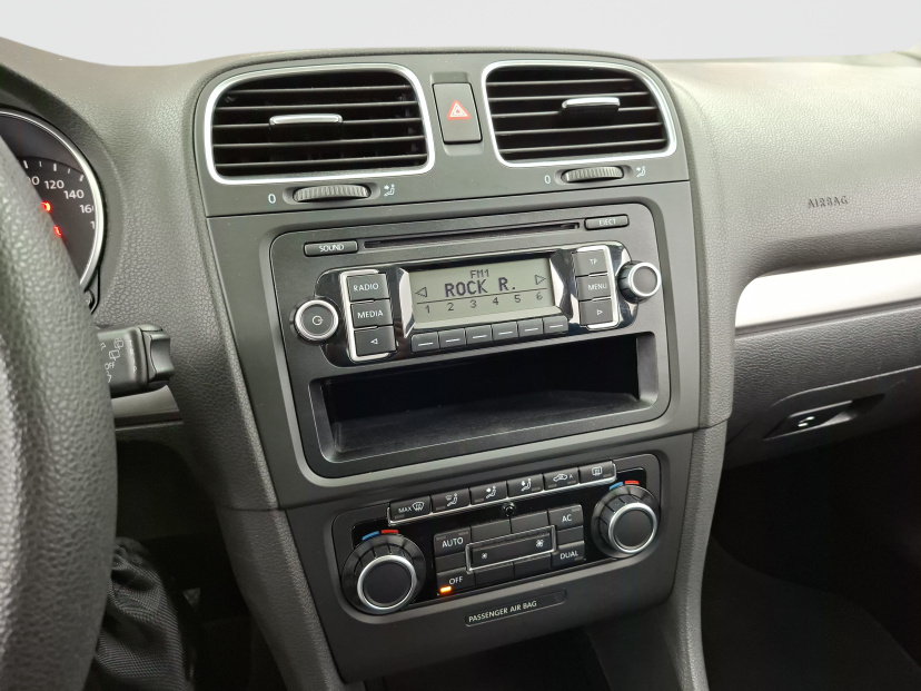 Volkswagen Golf, 2010