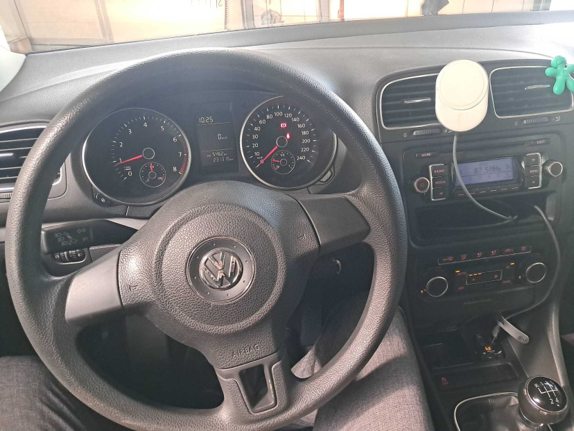 Volkswagen Golf, 2010