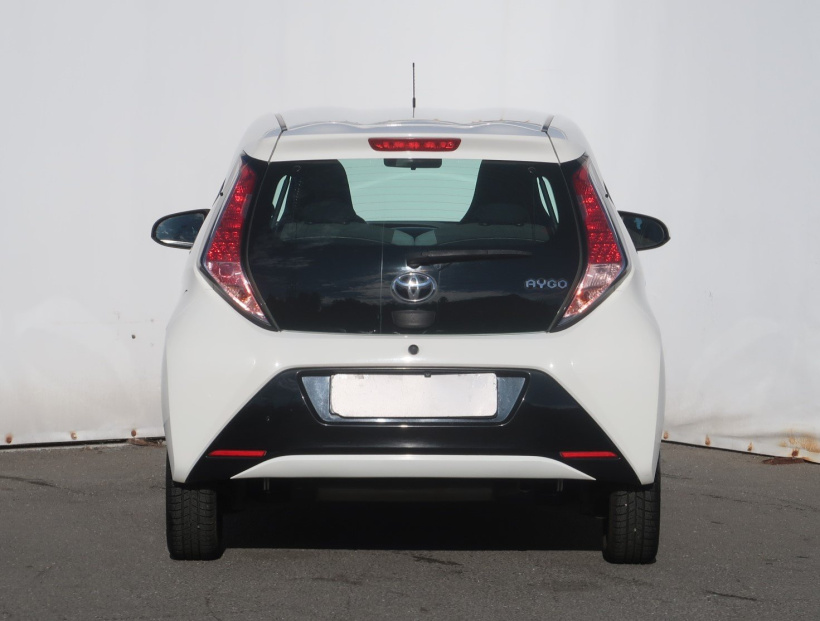 Toyota Aygo, 2015