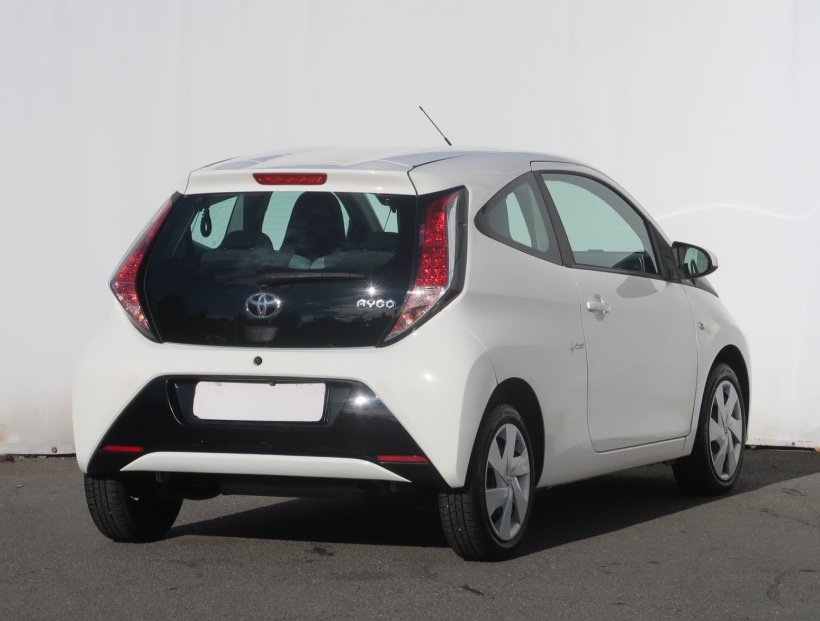 Toyota Aygo, 2015