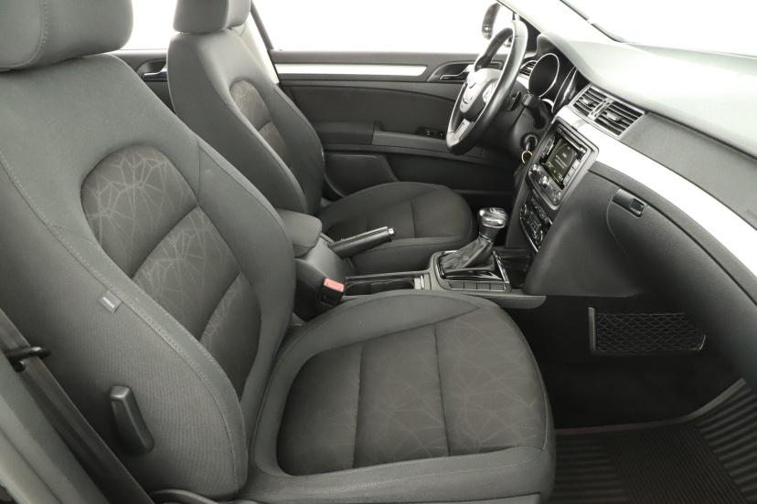 Škoda Superb, 2013