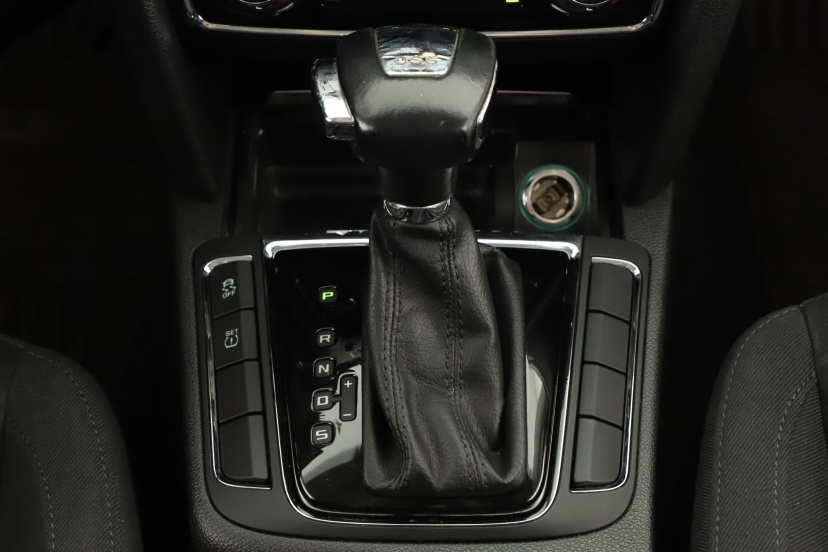 Škoda Superb, 2013