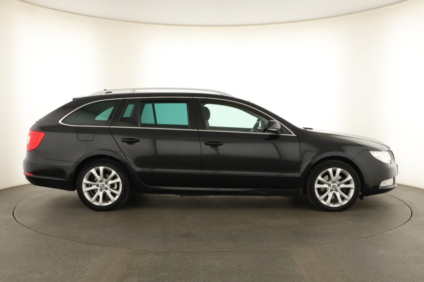 Škoda Superb, 2013