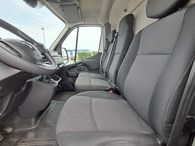 Renault Master, 2024