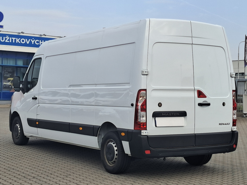 Renault Master, 2024